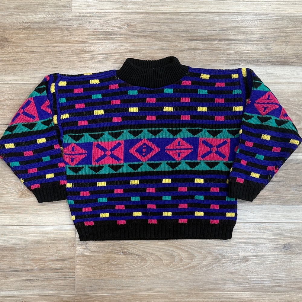 Vintage 90s Colorful Geometric Pattern Kids Sweater